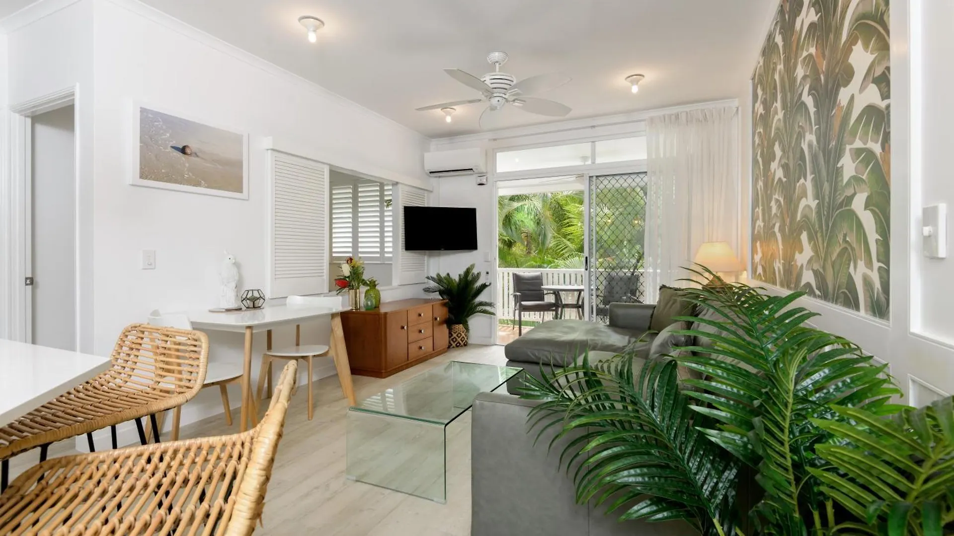 Palm Views At Coral Apartments Port Douglas